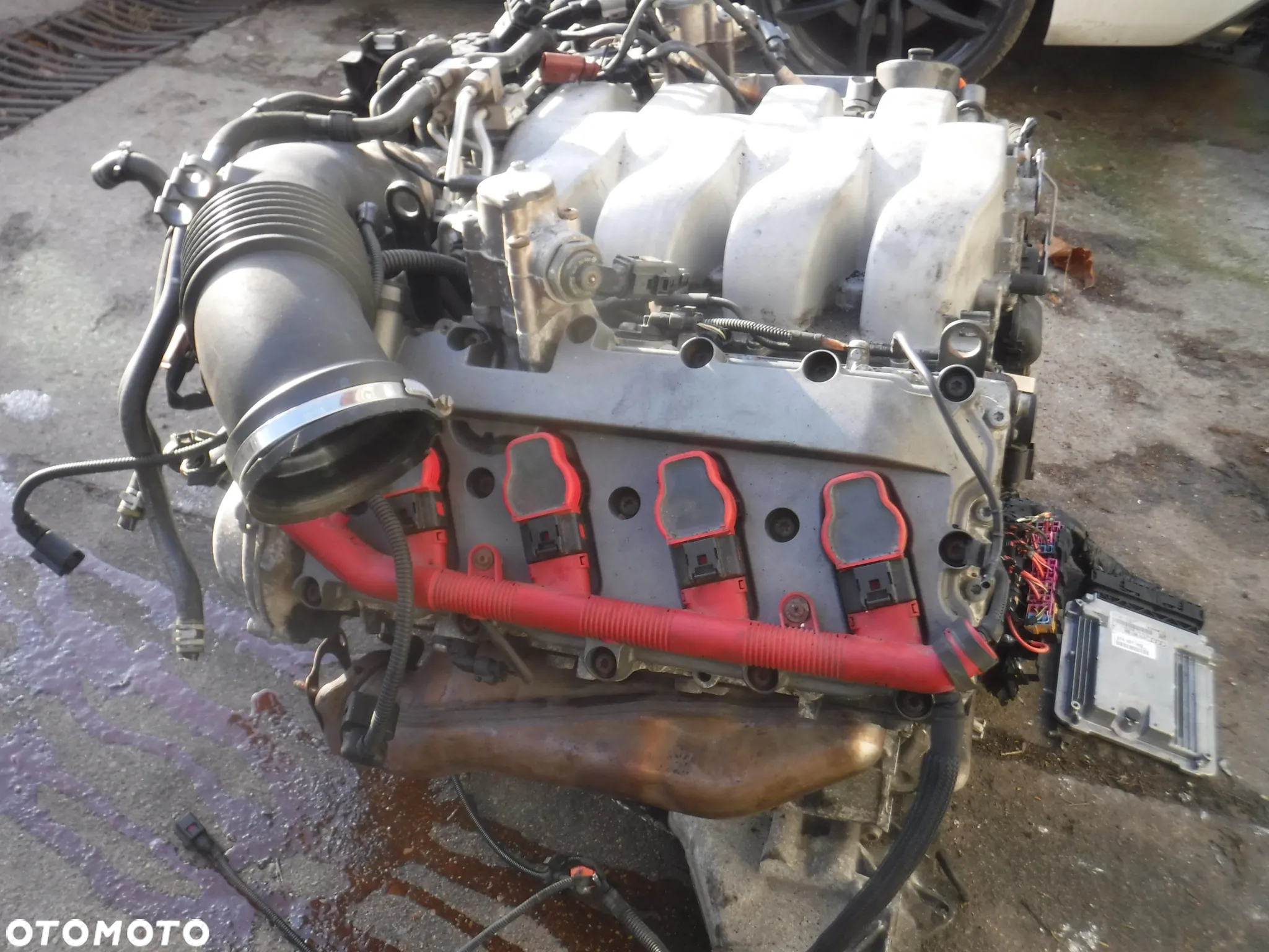Audi S5 8T A5 RS5 S4 A4 RS4 B8 silnik 4.2 V8 FSI CAU CAUA film - 9
