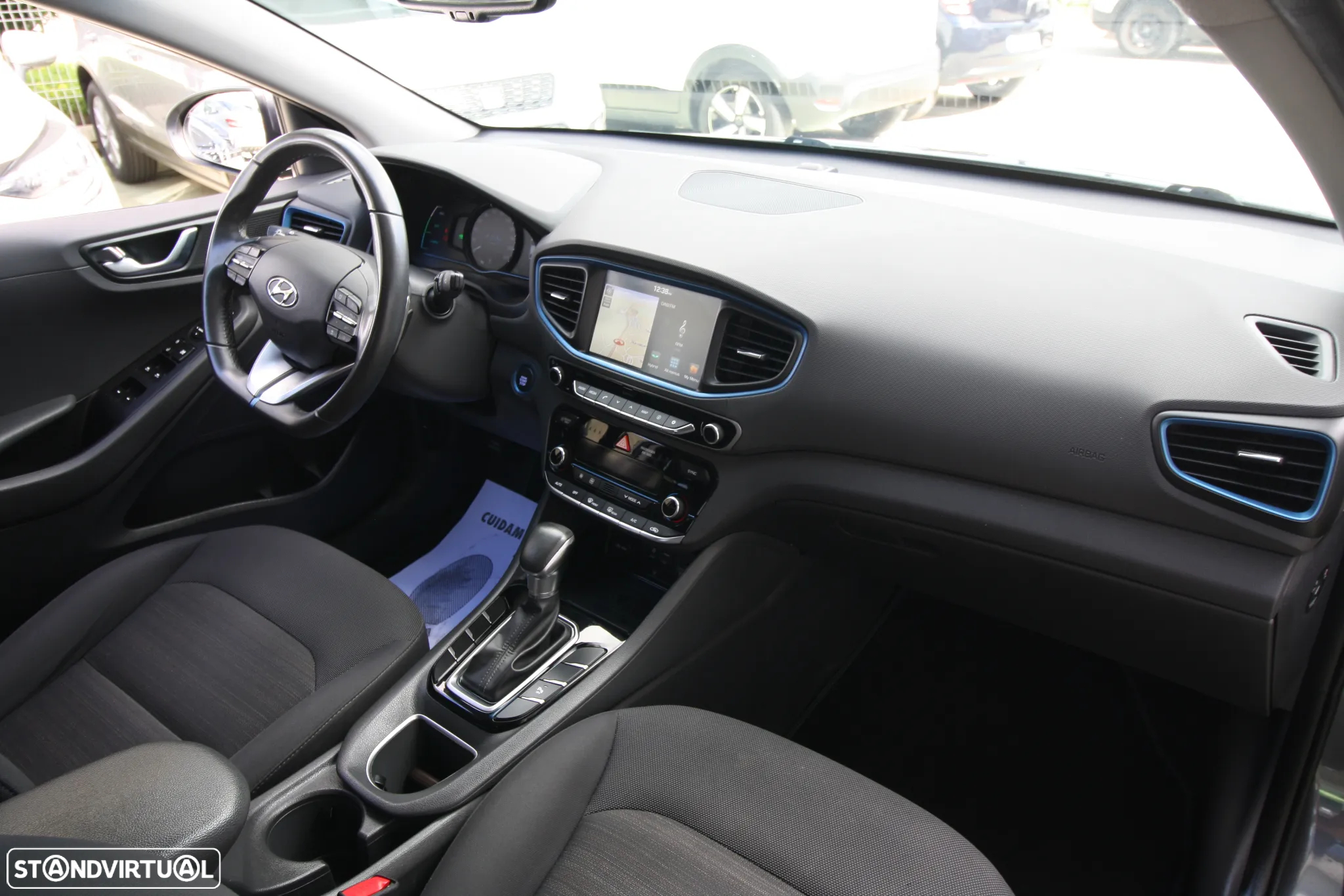 Hyundai Ioniq 1.6 GDI HEV Hybrid Tech - 26