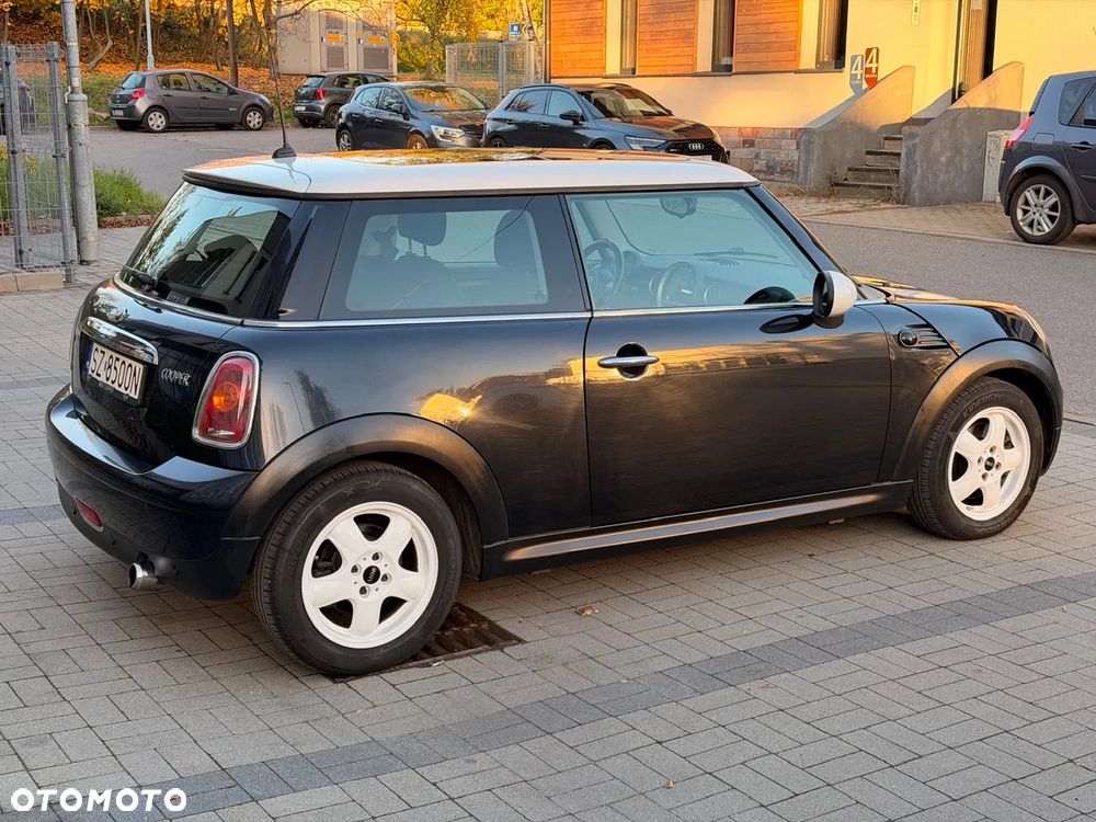 Mini Cooper 2006 photo 4
