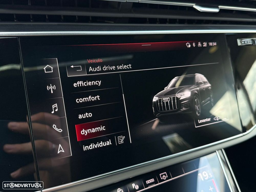 Audi Q7 60 TFSIe quattro S line Tiptronic - 45