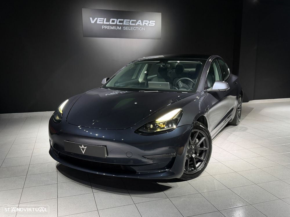 Tesla Model 3 Long-Range Dual Motor AWD - 2