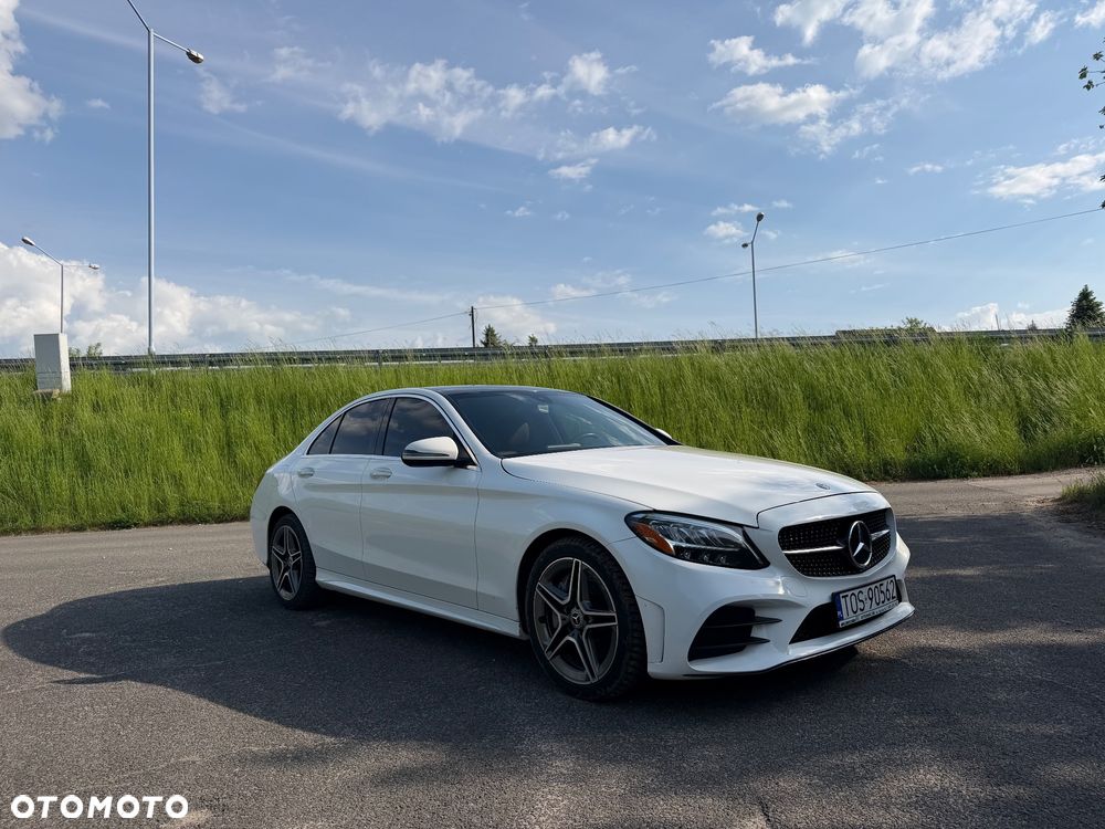 Mercedes-Benz Klasa C 300 9G-TRONIC AMG Line - 1