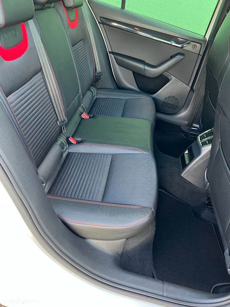 Skoda Octavia 2.0 TDI (Green tec) RS - 13