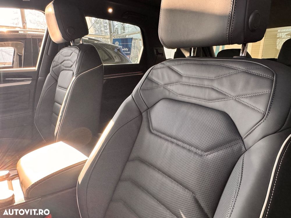 Volkswagen Touareg V6 TDI 4MOTION R-Line - 8