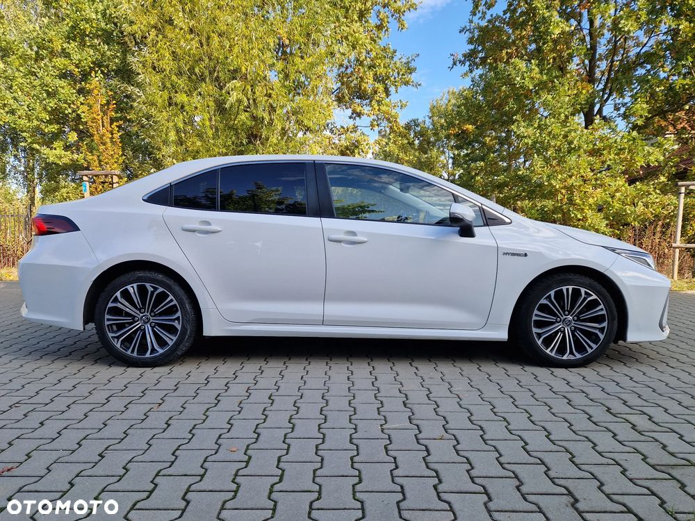 Toyota Corolla - 4