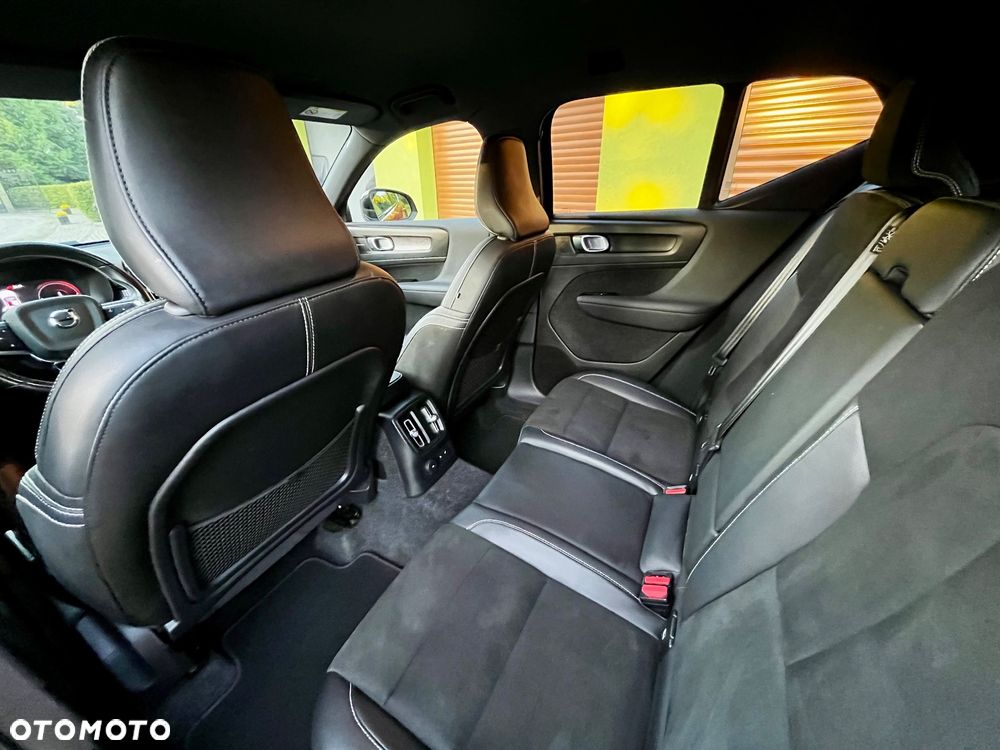 Volvo XC 40 T5 Recharge DKG RDesign Expression - 28