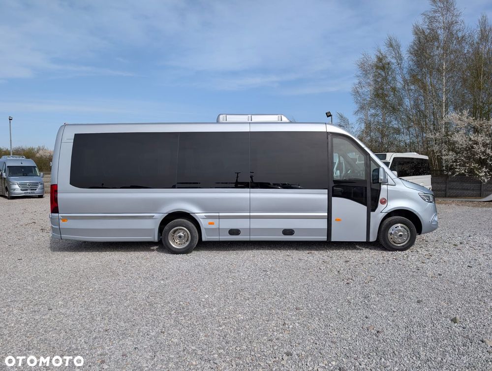 Mercedes-Benz Sprinter 519 - 5