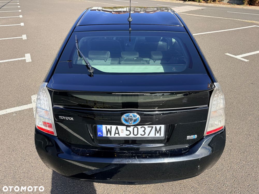 Toyota Prius - 17
