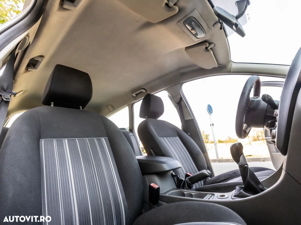 Ford Focus 1.6 TDCi Plus - 5