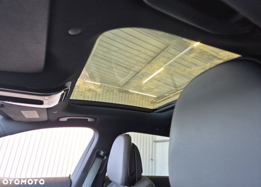 Mercedes-Benz Klasa C 220 d 4Matic 9G-TRONIC AMG Line - 11