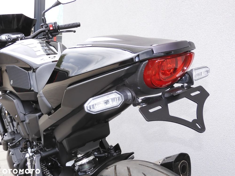Honda CB - 32