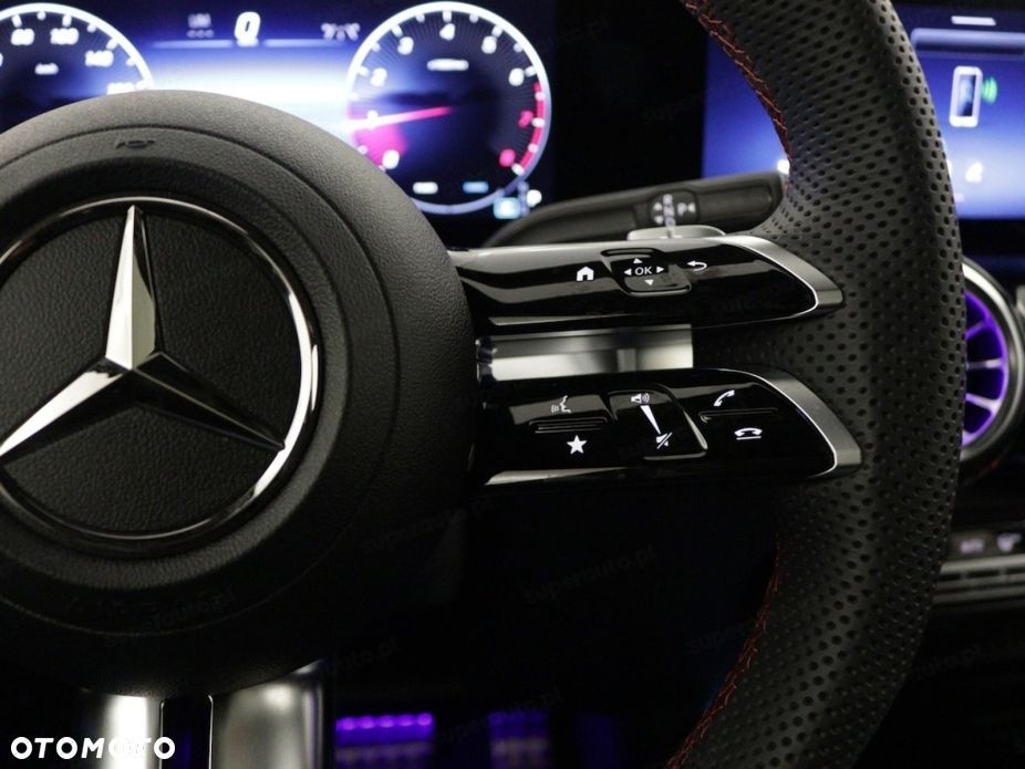 Mercedes-Benz GLB 200 d 4-Matic AMG Line 8G-DCT - 9