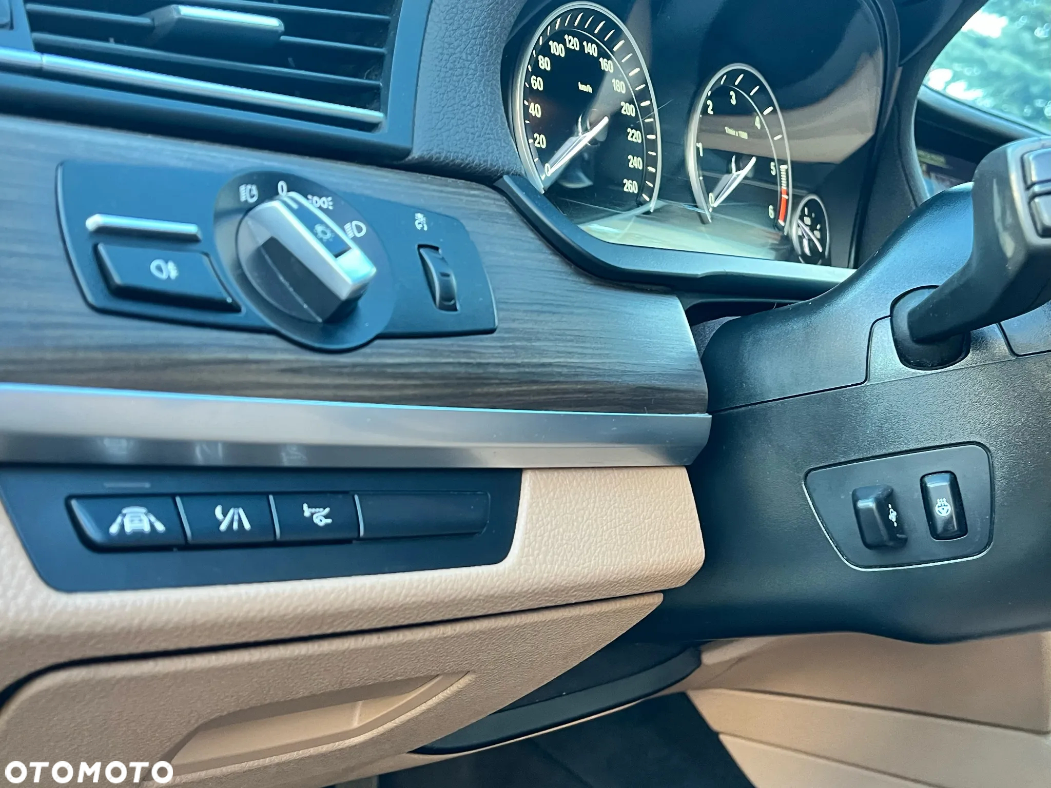 BMW Seria 7 740d xDrive - 10