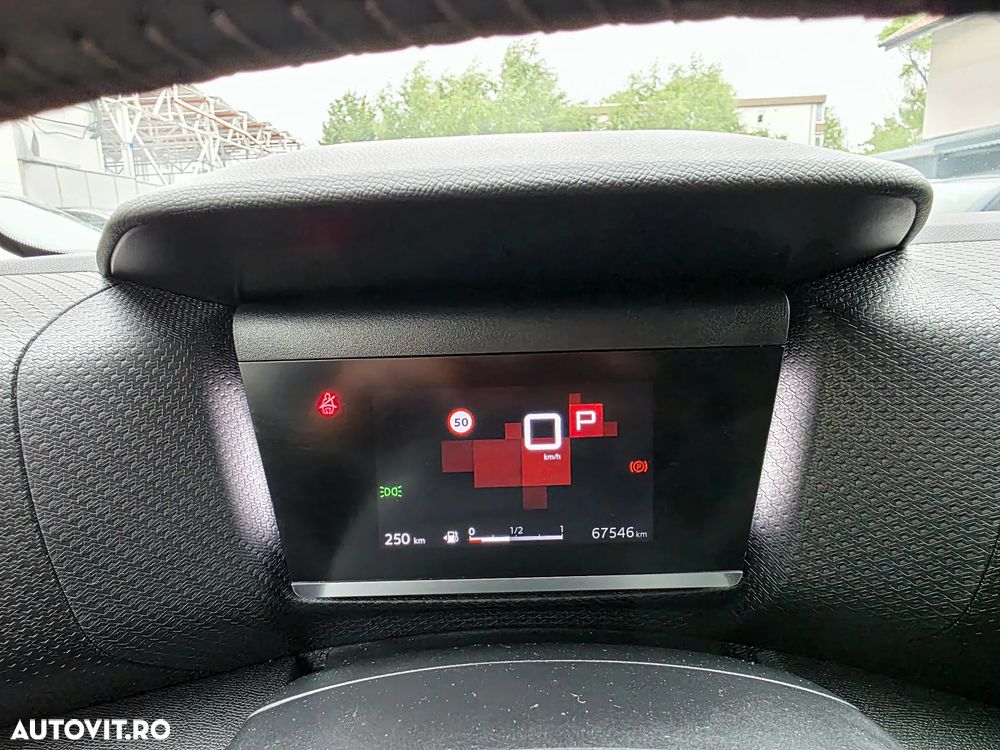 Citroën C4 1.2 PureTech 130 S&S EAT8 MAX - 27