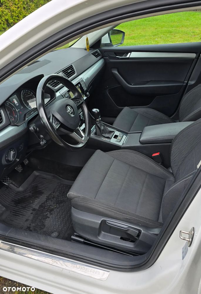 Skoda Superb ver-2-0-tdi-4x4-ambition - 6