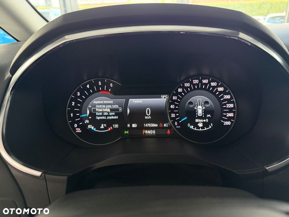 Ford S-Max 2.0 EcoBlue Titanium - 27