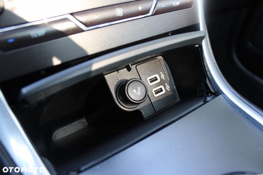 Ford S-Max - 16