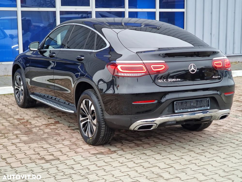Mercedes-Benz GLC Coupe 300 de 4Matic 9G-TRONIC - 14
