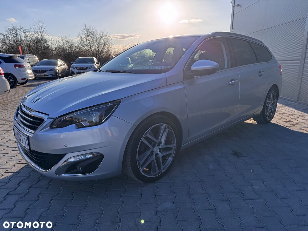 Peugeot 308 BlueHDi FAP 120 EAT6 Stop & Start Allure - 4