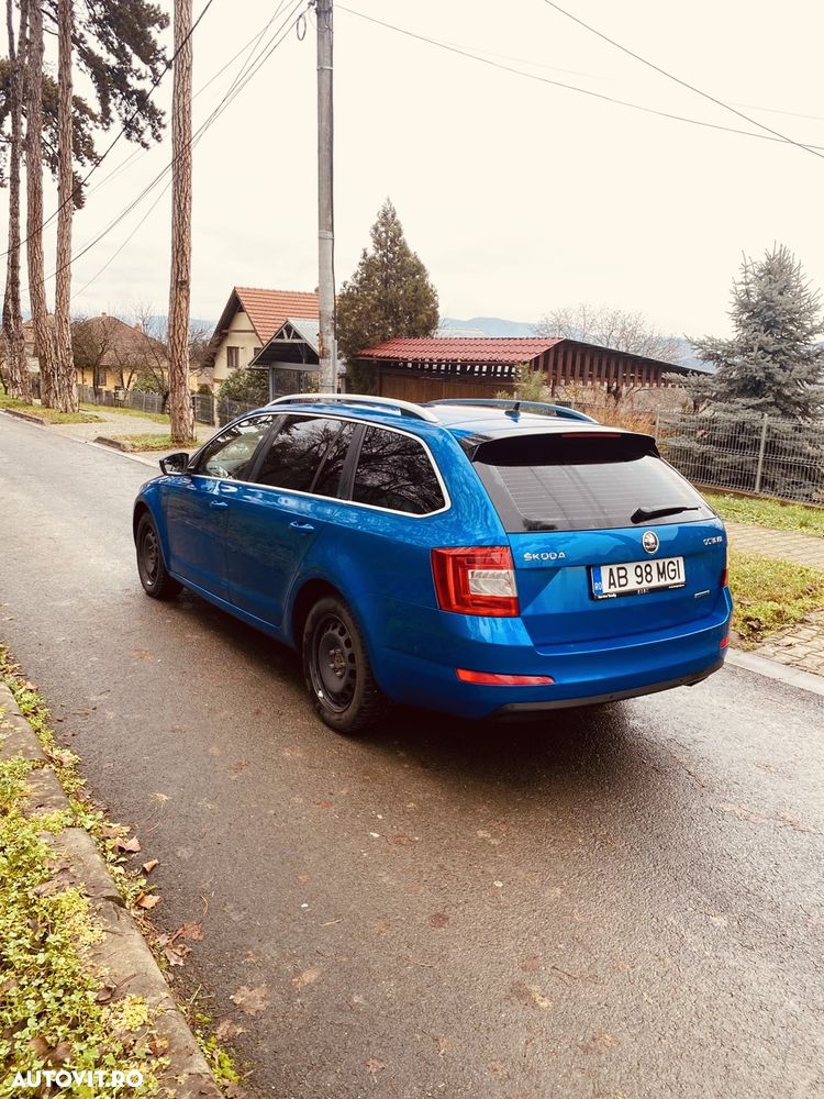 Skoda Octavia 1.6 TDI GREENLINE - 6