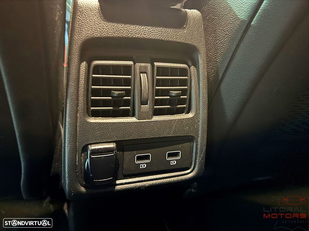 Renault Captur 1.6 E-Tech Plug-In RS Line - 36