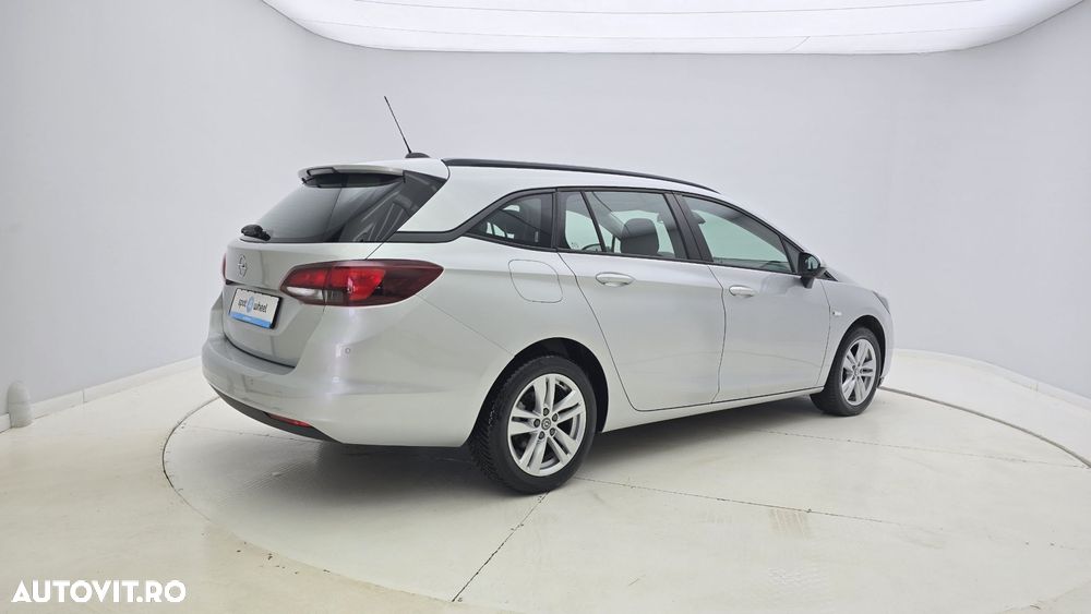 Opel Astra - 7