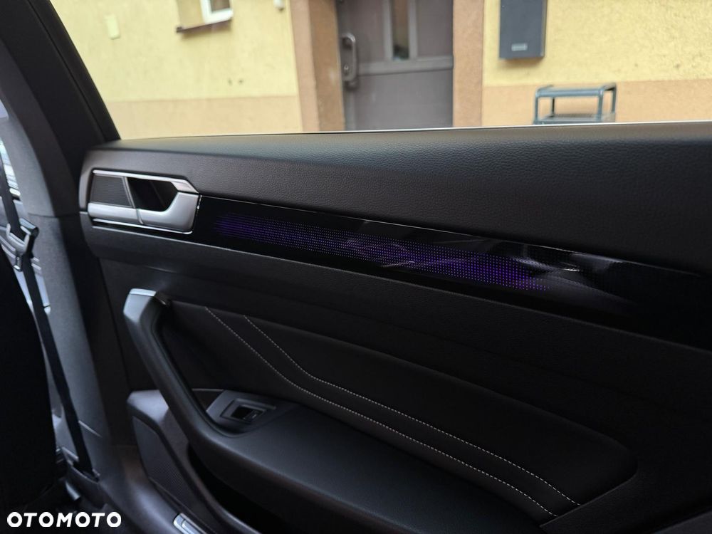 Volkswagen Arteon 2.0 TDI R-Line DSG - 15