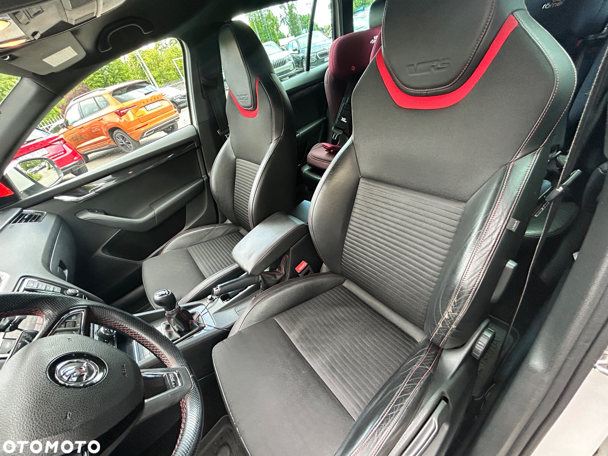 Skoda Octavia 2.0 TSI RS - 10