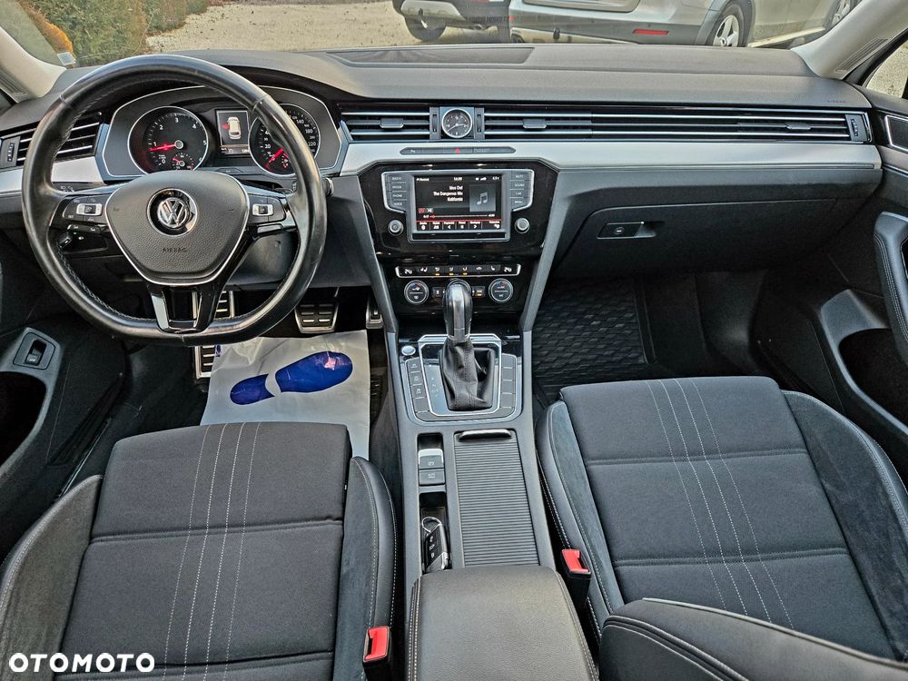 Volkswagen Passat Alltrack 2.0 TDI SCR 4Mot DSG - 28