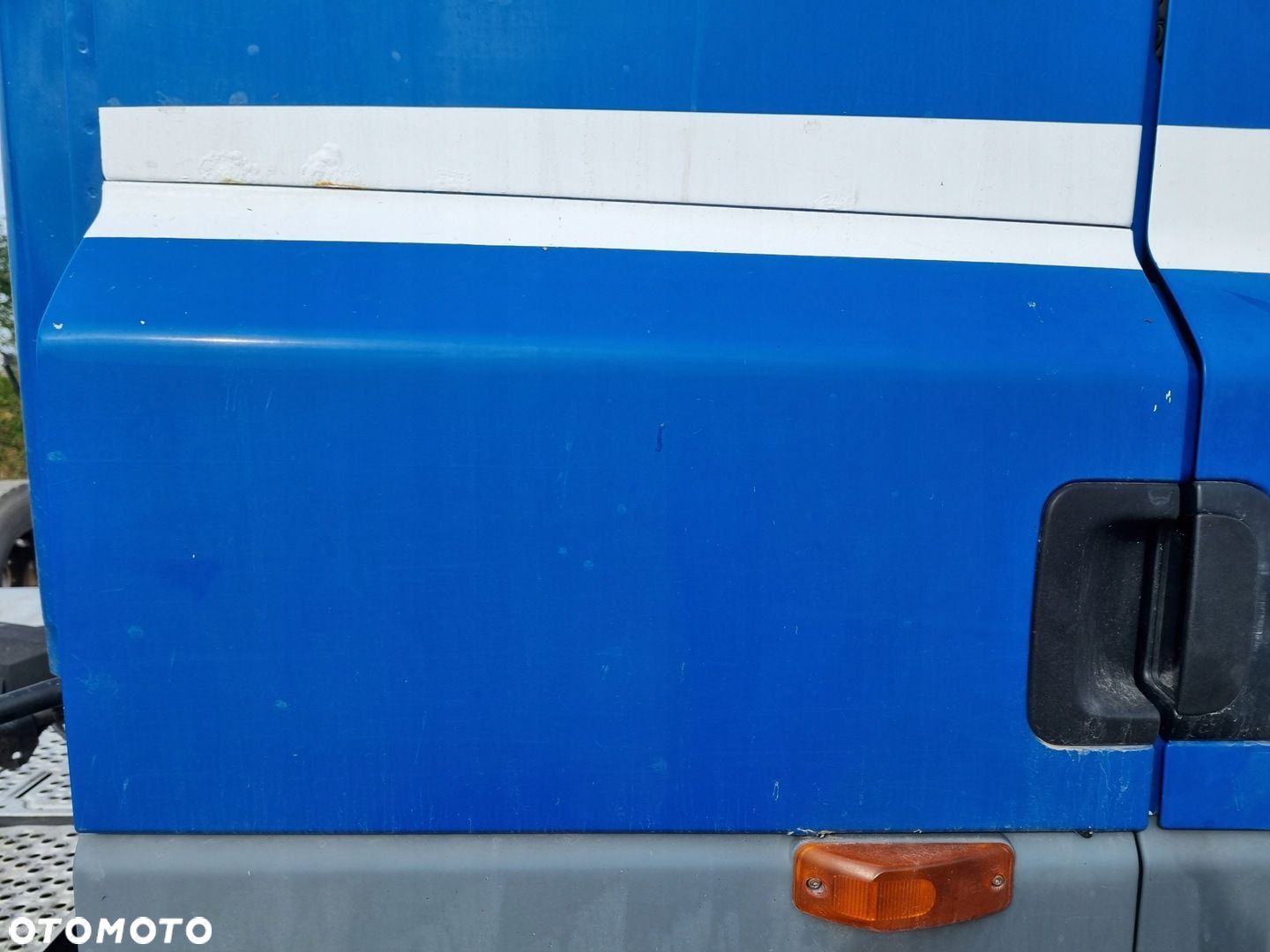 DAF 65 75 85 CF Przedłużenie Kabiny Stopnicy RH - 1