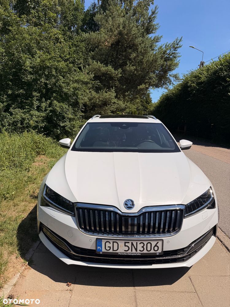 Skoda Superb 2.0 TDI SCR 4x4 L&K DSG - 2