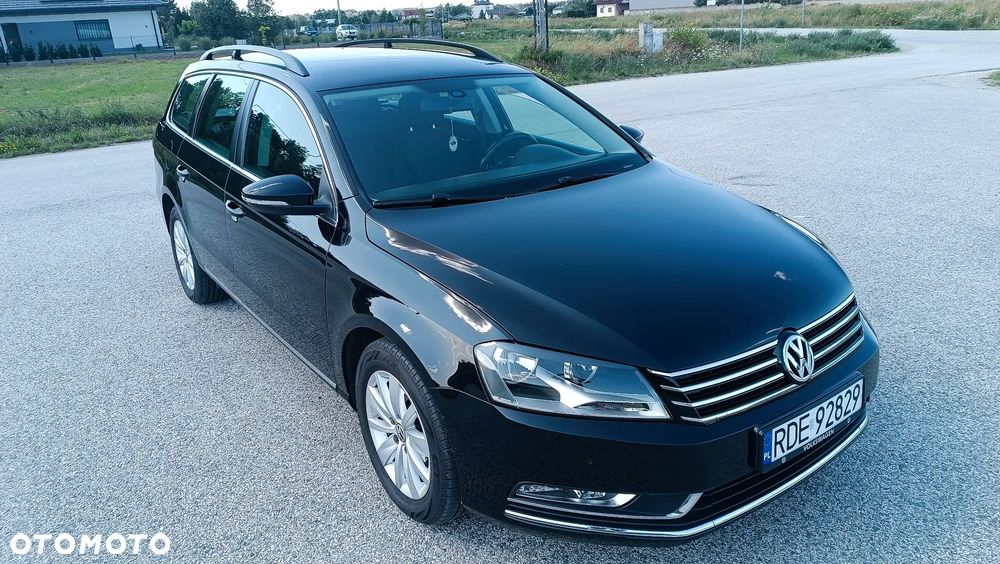 Volkswagen Passat 2.0 TDI Comfortline - 8
