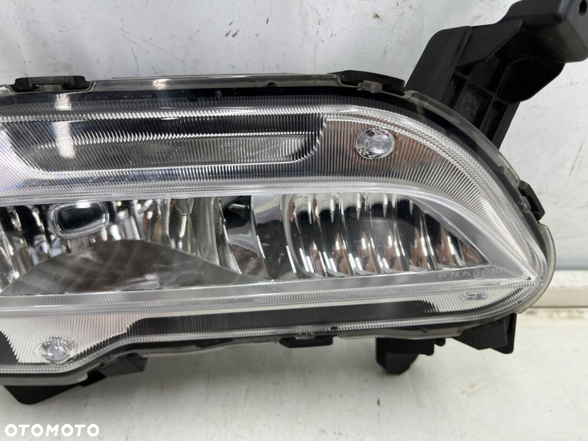 Lampa reflektor Hyundai H1 II H-1 II H200 Starex TQ LIFT 17-23r. PRAWY przedni halogen swiatło - 5