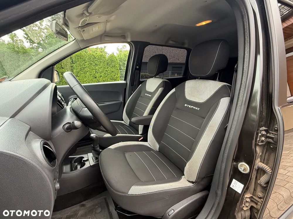 Dacia Lodgy 1.6 SCe Stepway S&S - 16