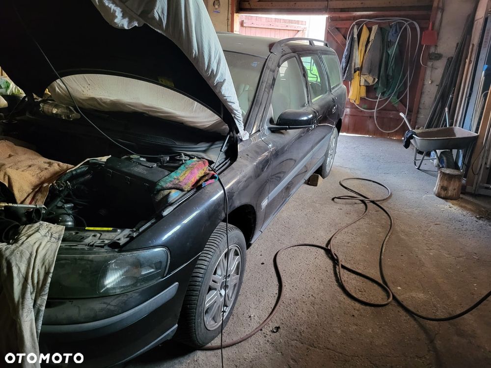 Volvo V70 2.4D5 - 3