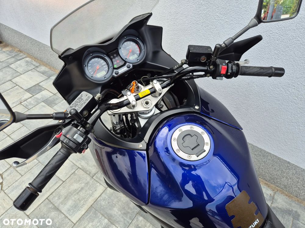 Suzuki DL - 6