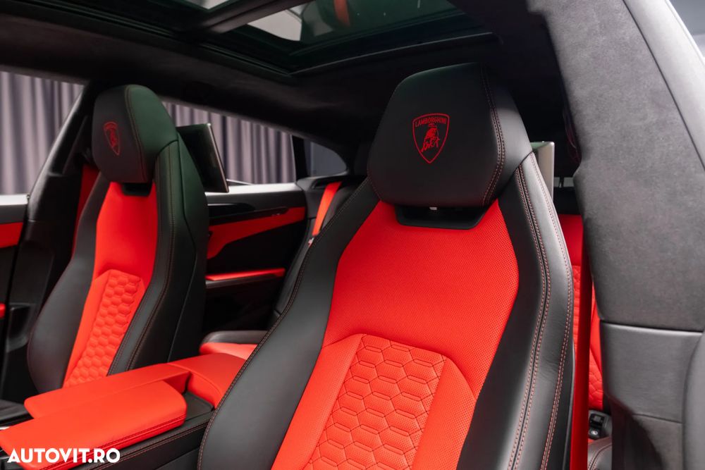 Lamborghini URUS - 37