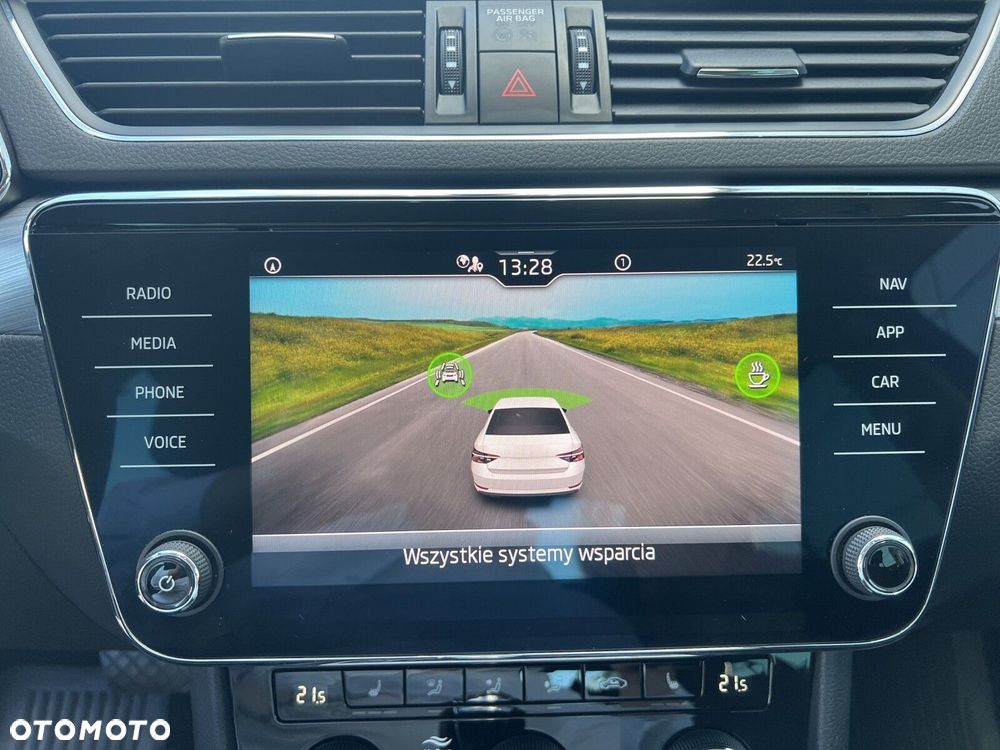 Skoda Superb 1.5 TSI Ambition DSG - 21