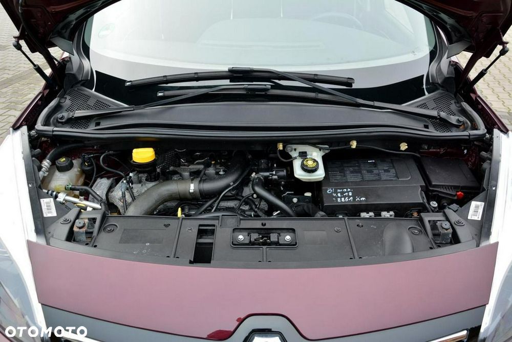 Renault Scenic ENERGY TCe 130 BOSE EDITION - 34
