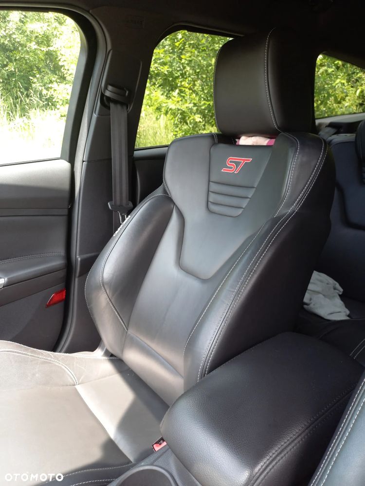 Ford Focus 2.0 EcoBoost ST-2 - 3