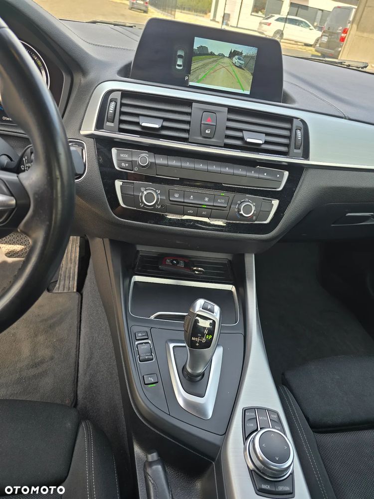 BMW Seria 2 218d Coupe Sport Line - 11