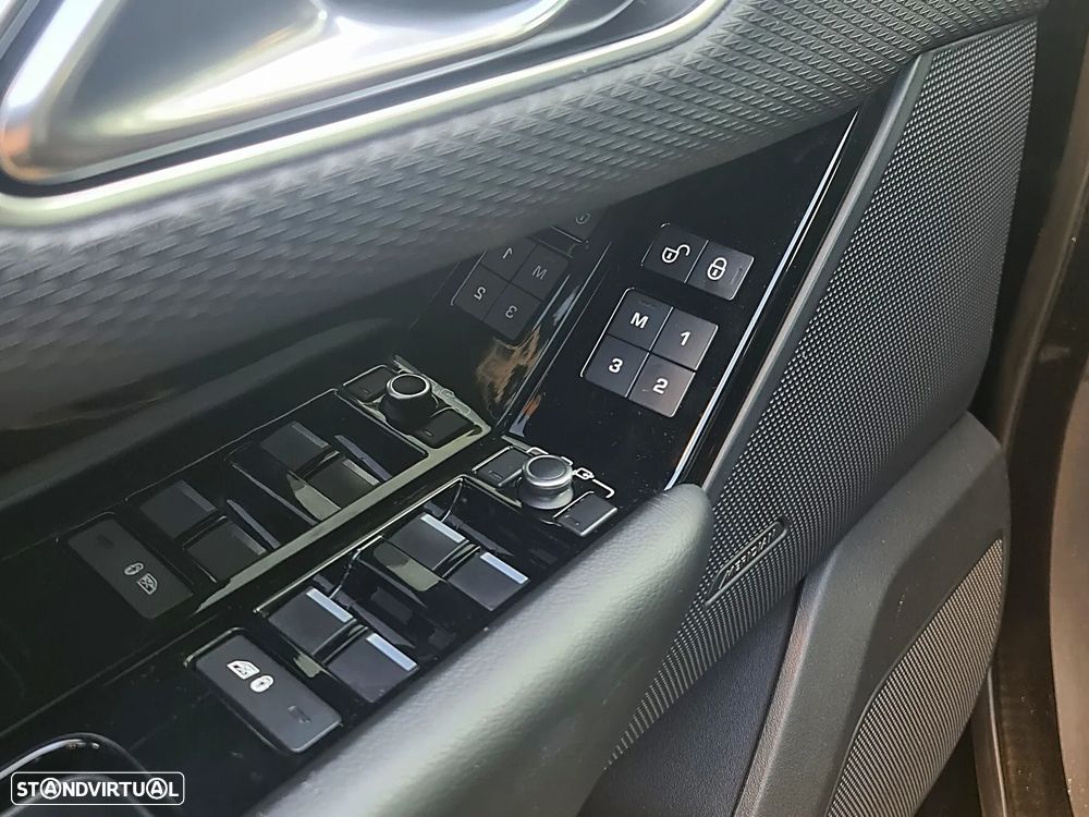 Land Rover Range Rover Velar 2.0d R-Dynamic S - 11
