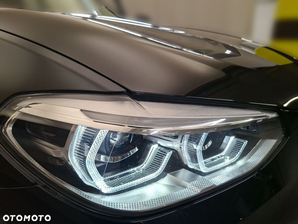 BMW X3 xDrive30i Advantage - 23