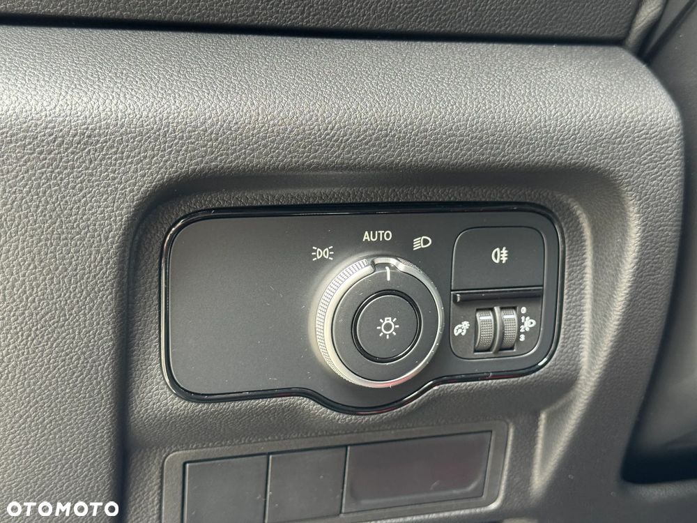 Mercedes-Benz Citan - 13