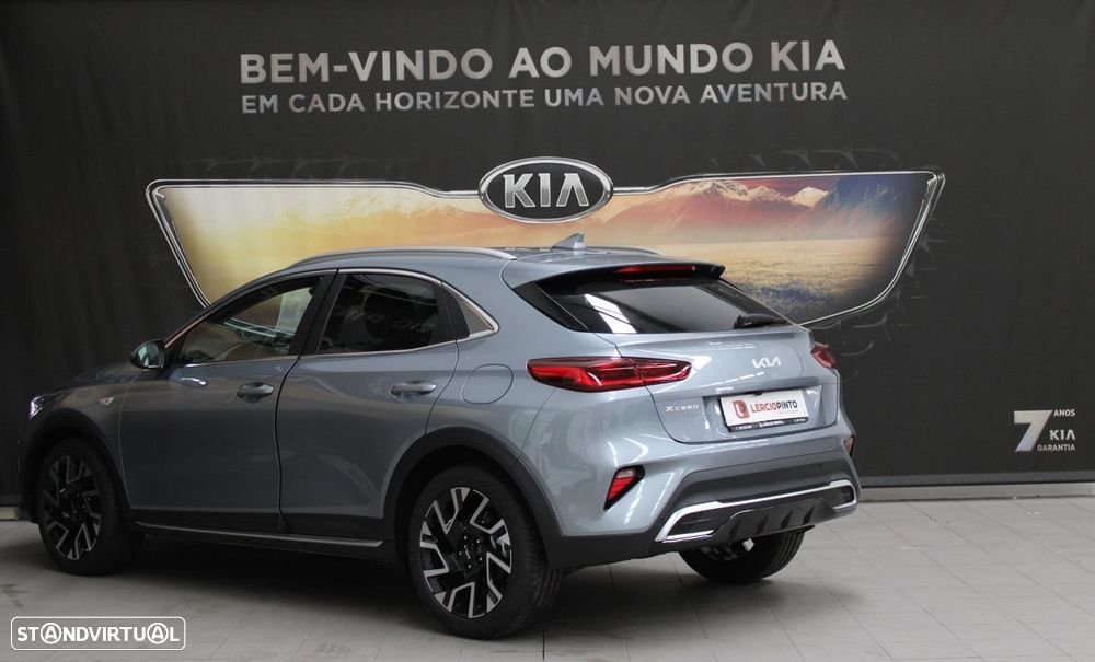 Kia XCeed 1.5 T-GDI Tech 7DCT - 3