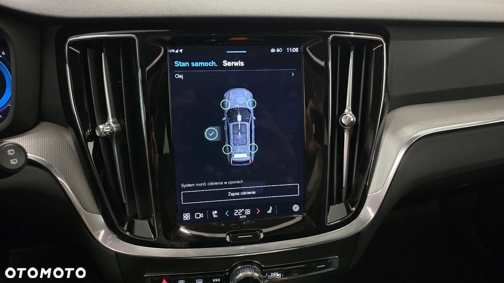 Volvo V60 B4 B DKG Plus Dark - 36