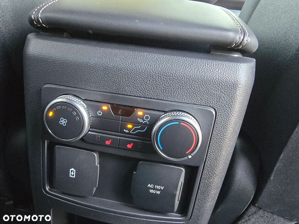 Ford Explorer - 16