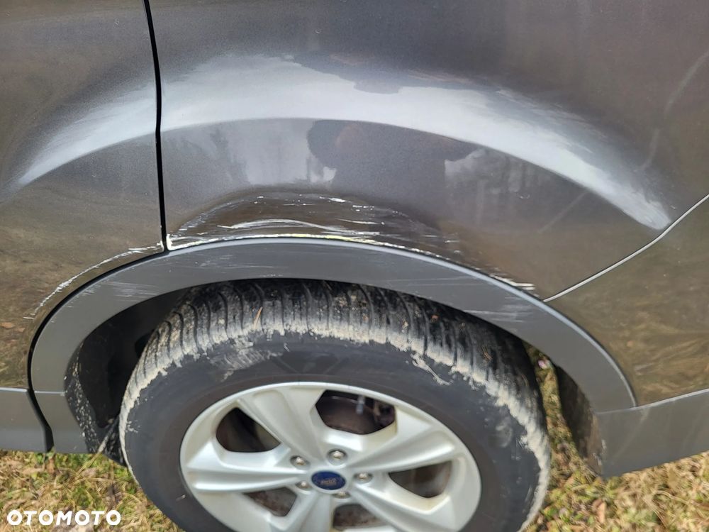 Ford Kuga 2.0 TDCi 4x4 Titanium - 17