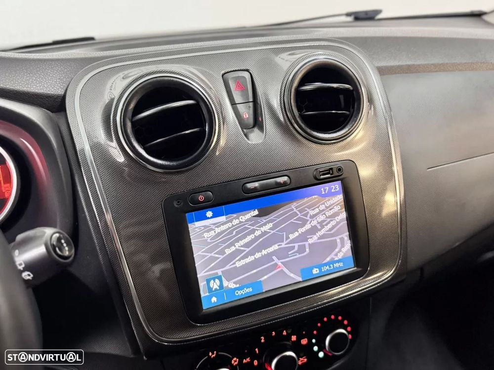 Dacia Logan MCV 0.9 TCe Stepway - 36