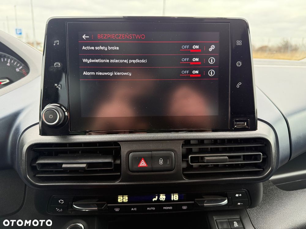 Peugeot Rifter 1.5 BlueHDI Allure Pack S&S - 32